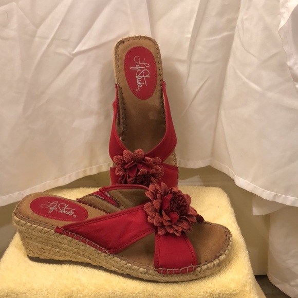 EUC Women’s Life Stride size 8 - Picture 4 of 6